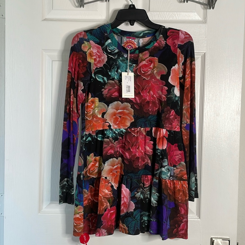NWT Johnny was floral print studio tiered tunic